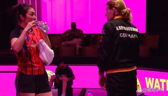 王曼昱3-4不敌韩莹无缘四强 激战七局惜败