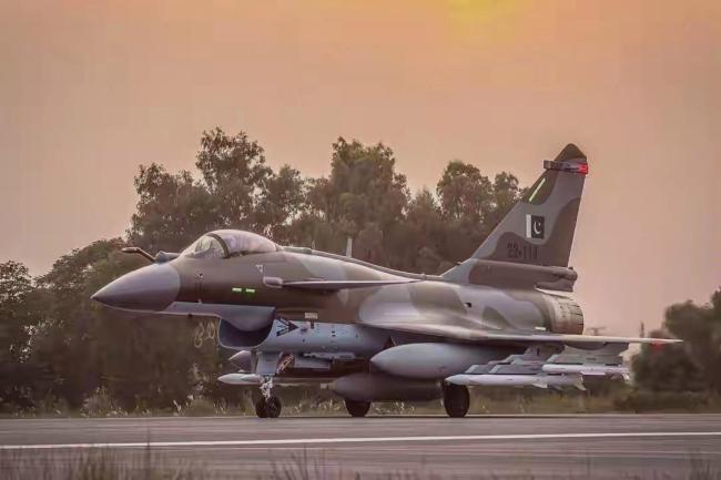 成飞首次确认歼10CE击落多架战机战果 实战告捷彰显实力