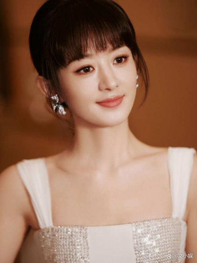 赵丽颖玩弄秦俊杰是东谈主形挪动录像机 戏里戏外都成焦点