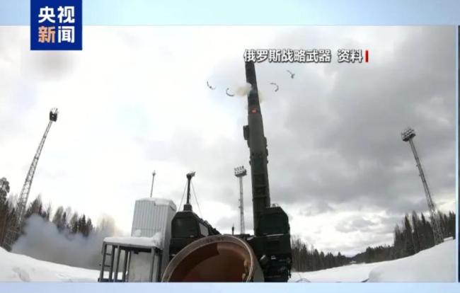 学者:俄军榛树发威回应普京官邸遇袭