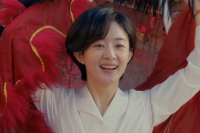 小城大事生万物首日收视率对比 年代剧新标杆