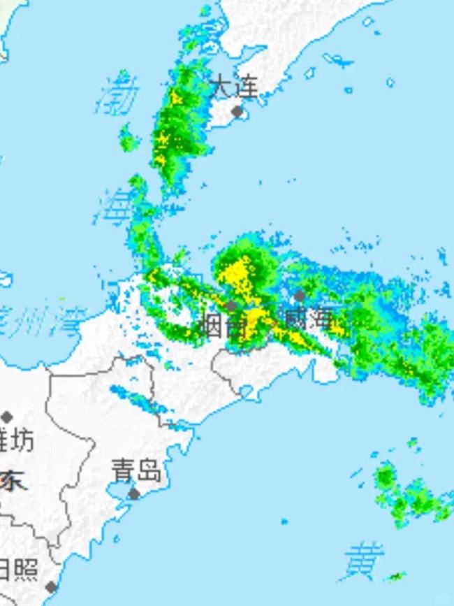 威海暴雪 积雪深度超20厘米