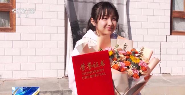 13岁女孩冰窟救男童 中央政法委表扬 凡人微光温暖人心