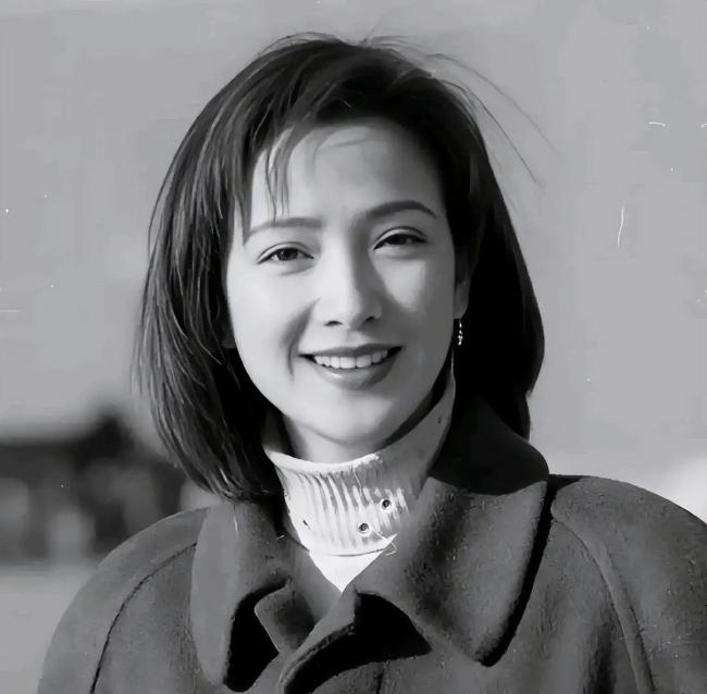 何晴儿子发长文悼念 许亚军转发 怀念母亲生平点滴