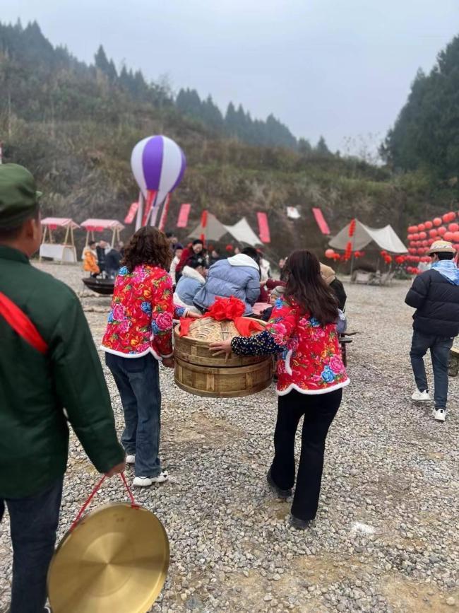 “年猪宴”里藏着不少非遗密码 乡土盛宴唤醒年味乡愁