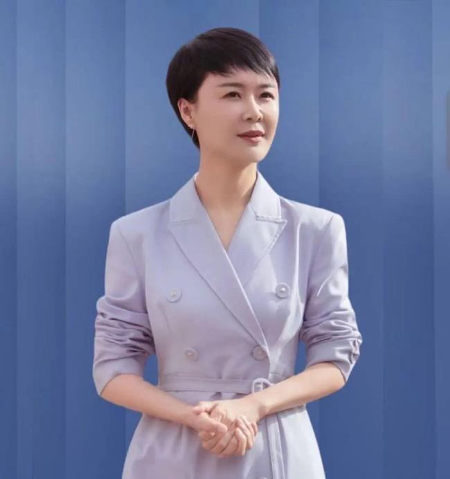 官方回应贺娇龙坠马情况 本人未去世