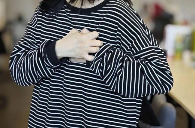 原来冬天更不适合熬夜，危害加倍！很多人还拿身体硬扛 冬季熬夜“杀伤力”更大