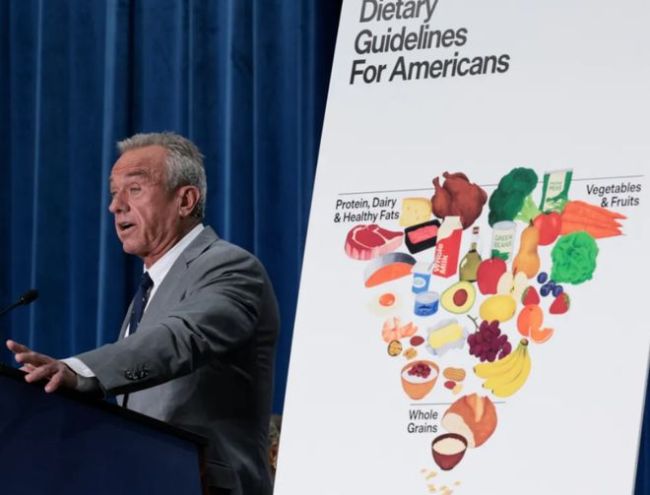 好意思国卫生部长“吐槽”特朗普体质 饮食习气引担忧