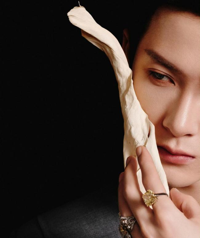 檀健次演辞谢山 卧底将军未播先火