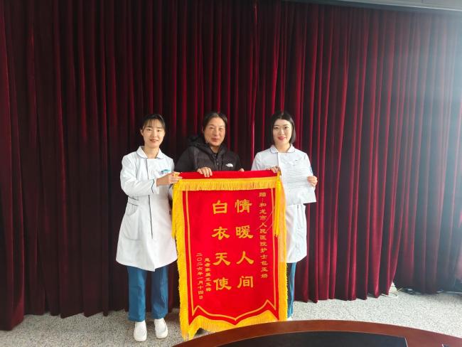 盘点那些挺身而出的暖心瞬间