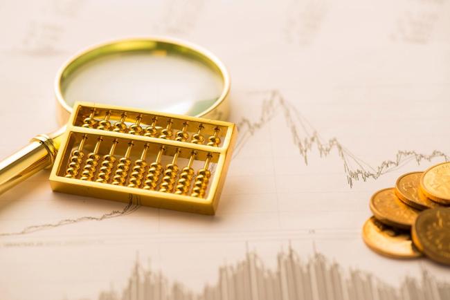 金饰克价跌至1429元 金价高位引破钞者耽搁