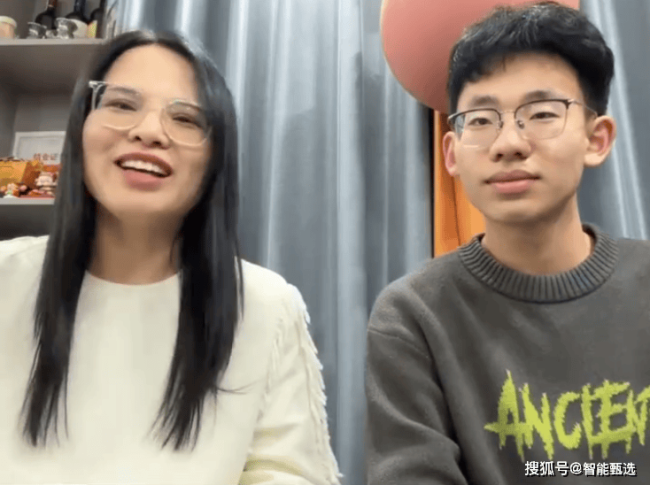 全网最听劝姆妈走红