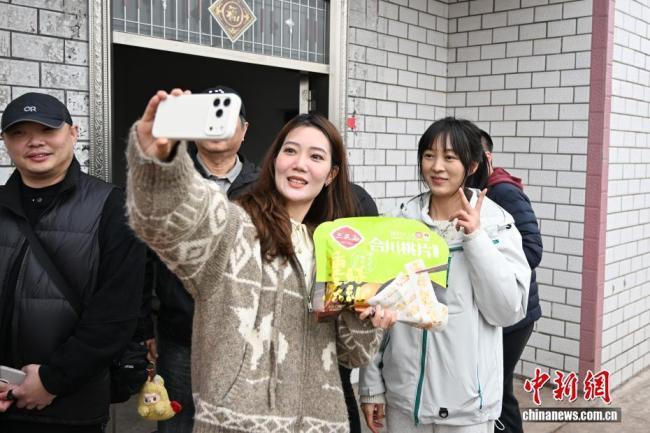 台胞相约赴重庆合川体验民俗文化 感受乡村质朴热情