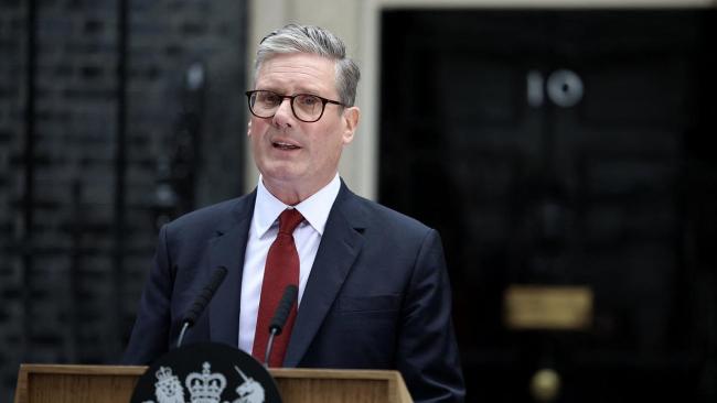 马克龙：美关税威胁“不可接受” 欧洲团结应对