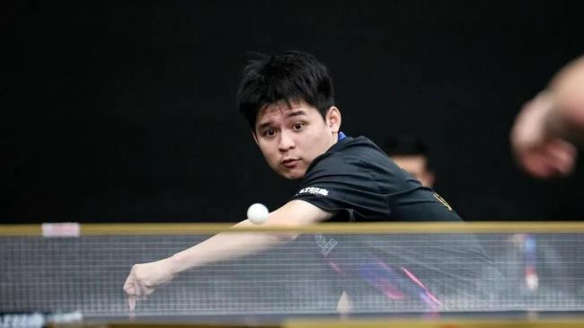 奥恰洛夫借鉴张本智和打法胜林诗栋 老将战术制胜