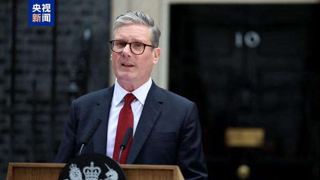 美再挥关税大棒 欧洲8国集体反击 抗议美国“夺岛”图谋