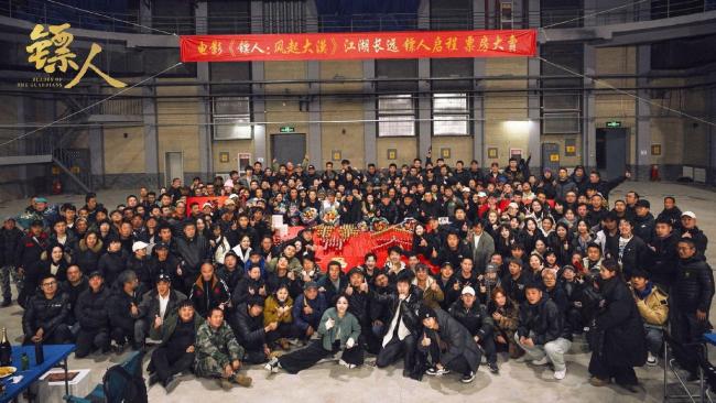 刘耀文镖东谈主预报 少年侠气惊艳亮相