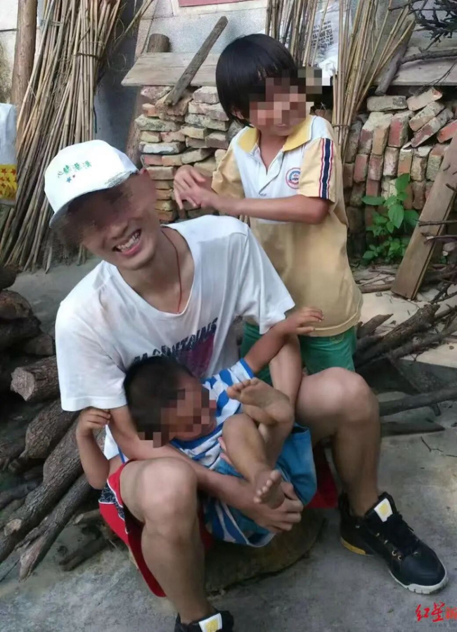 猝死程序员公司内部会议记录曝光 生前仍被催促工作