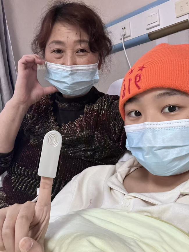 患白血病女生寻亲疑生父现身 全网关注寻亲进展