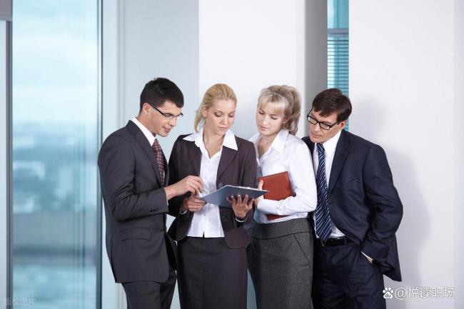 和共事最忌讳相处 职场相关的致命禁忌