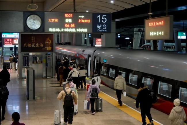 京沪高铁最短发车间隔压缩至3分钟 提升线路使用效率