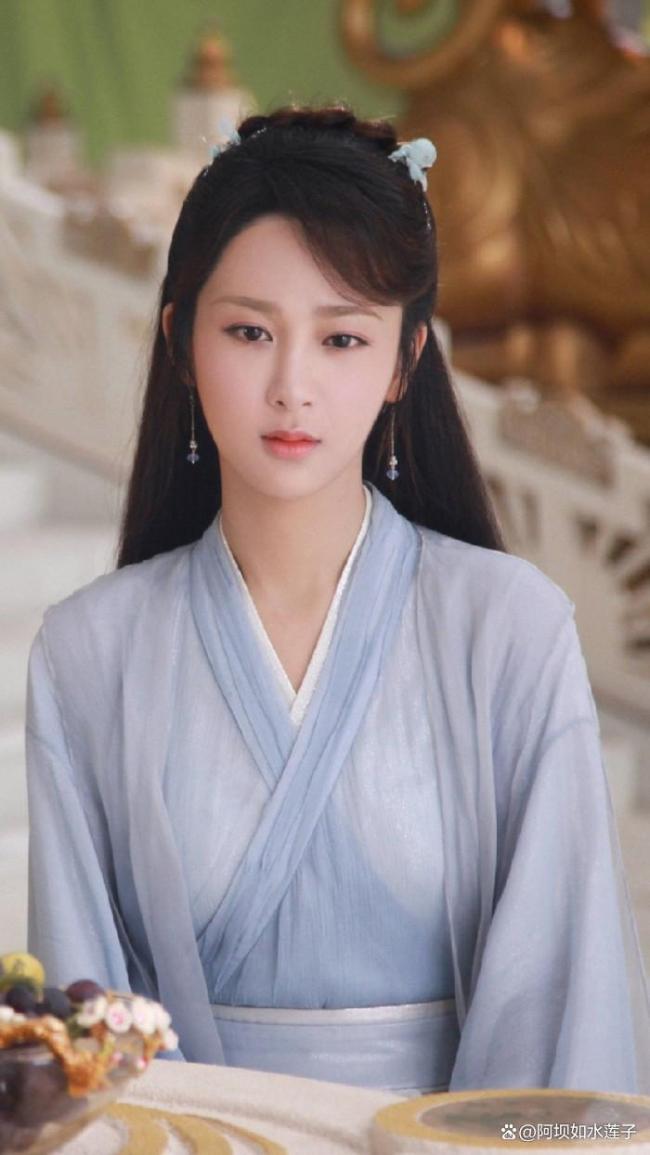 杨紫19岁就拍正剧的含金量 演技转机之路