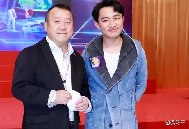 王祖蓝自爆全家撤出上海:比起上亿生意,男儿的酬酢圈更让我揪心 沪港两地置换房产