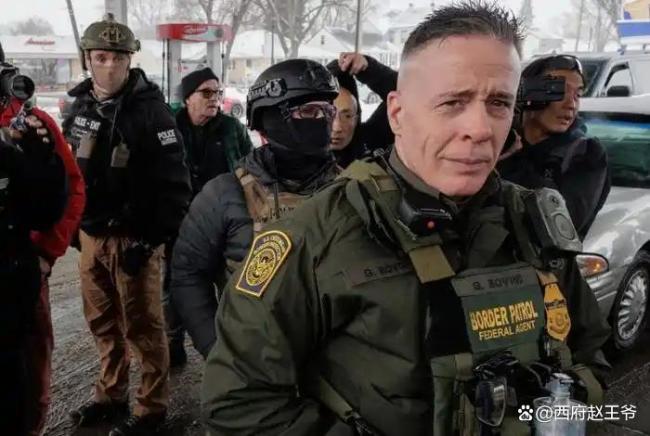 这就是特朗普没见过的风景 明尼苏达当街处决