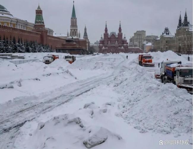 俄罗斯遭遇两场“史诗级”暴雪 200年纪录被破