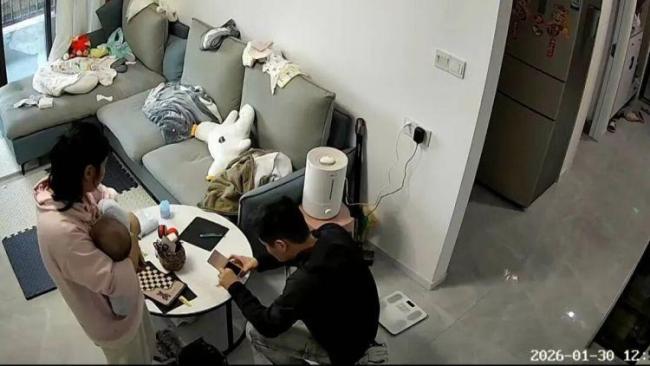 一女子卖黄金后重量“缩水” 高价回收陷阱多