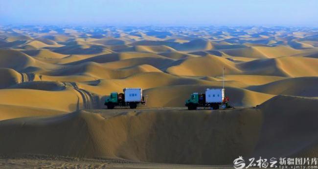 天山观察丨塔里木油田钻出250座“地下珠峰”