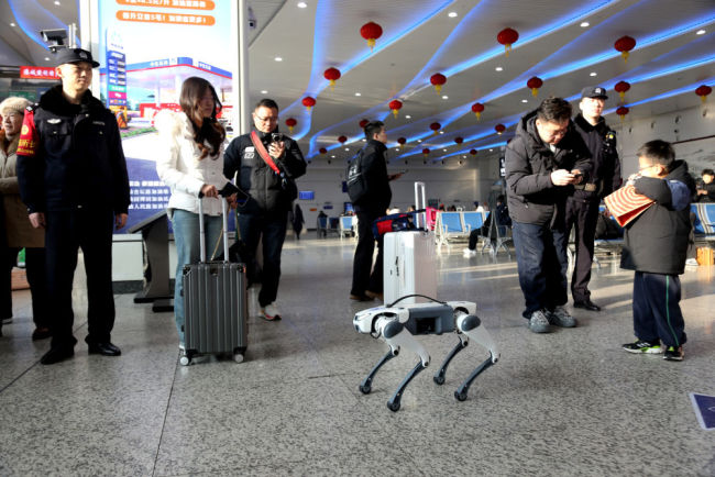 2026年春运开启 “流动的中国”充满活力