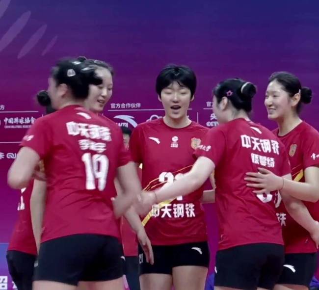 女排联赛：江苏第4败 年轻球员展现潜力