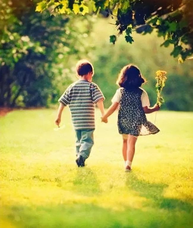 女子腹痛3天就医被告知将临盆 十年备孕终得子