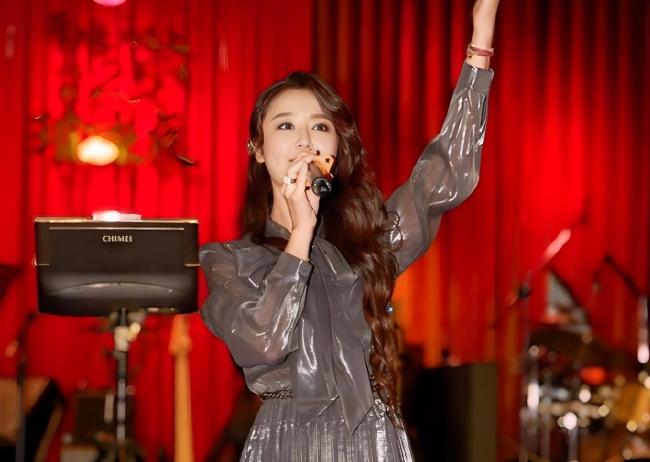 林心如50岁躯壳情景 优雅老去的安宁魔力