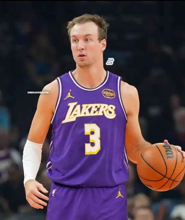 湖人老鹰交易 压哨换射手