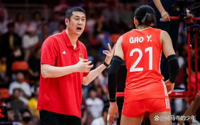 换位！中国女排右翼进攻告急，庄宇珊或改接应，李盈莹领衔主攻