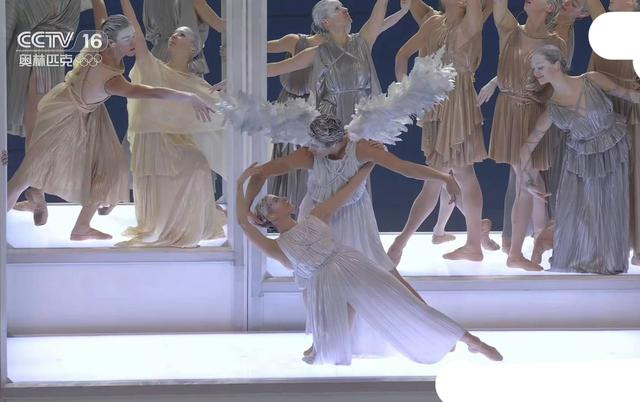 米兰开幕式 好正常好好看 时尚与艺术的盛宴