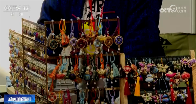 “年经济”消费解锁“吃喝游购娱”沉浸式体验