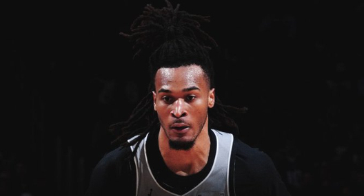 卡斯尔成NBA历史第3年轻40分三双先生