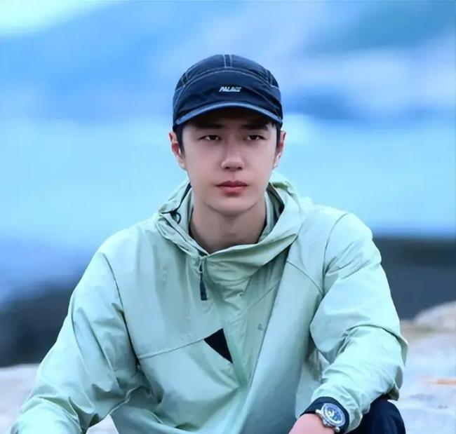 王一博脚痒念念攀冰了吧 顶流的超卓选拔