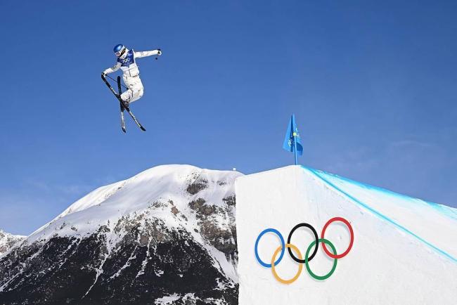 谷爱凌正享受着冬奥的每一滑