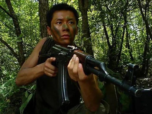 《<strong>士兵突击</strong>》：一部男性♂️群像经典 朴素叙事触动人心