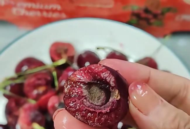 车厘子价格腰斩口感打折 品质问题引热议