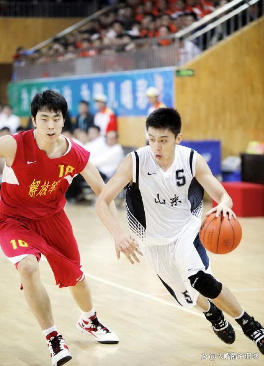 即将亮相辽视春晚！杨鸣下课后彻底放飞 他还能重回辽篮吗 未来可能性大