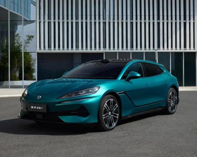 新款比亚迪腾势Z9GT内饰官图发布