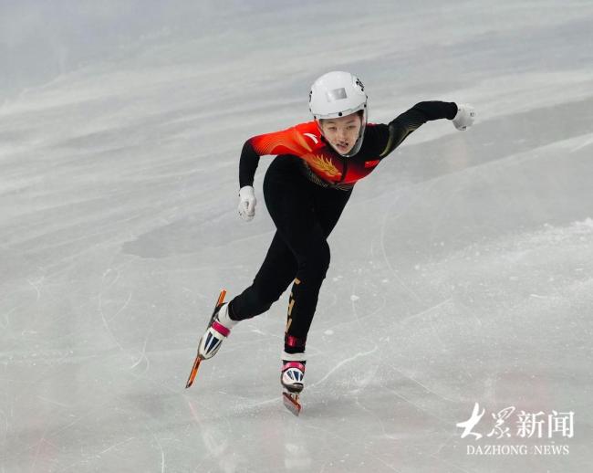 短道速滑 王欣然首秀晋级四分之一决赛