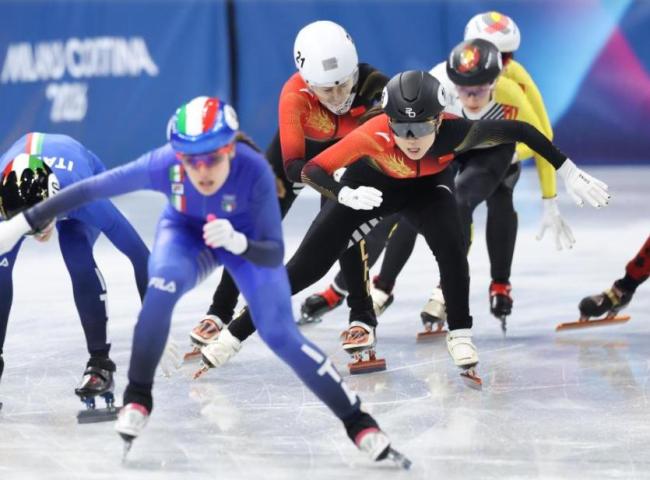 武大靖为林孝埈刘少昂孙龙加油