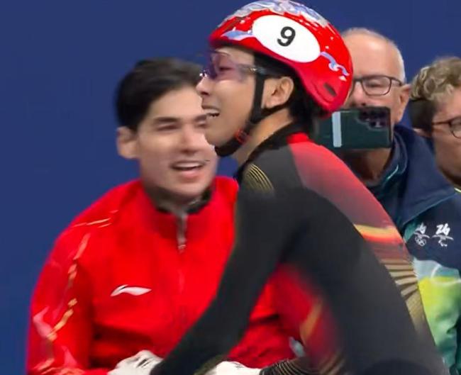 孙龙夺银后哭了 布置压力能干赛场