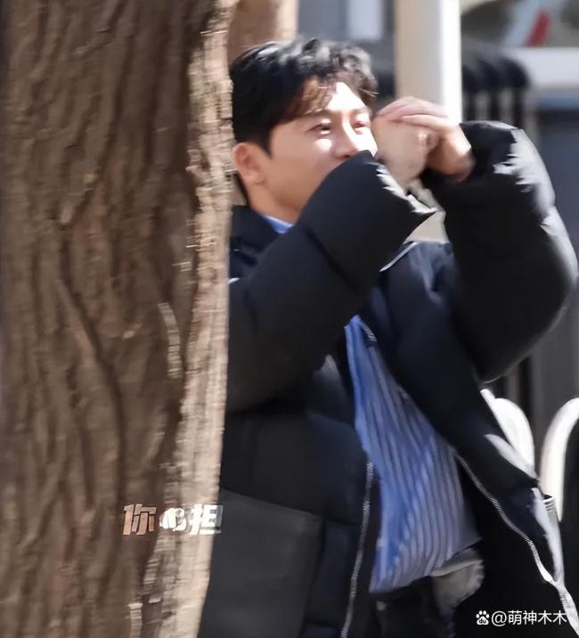 伊能静央视春晚备播上班路透 明星状态松弛积极营业